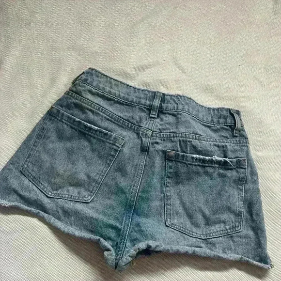 Amuse Society Side Slit Shorts - Picture 3 of 6